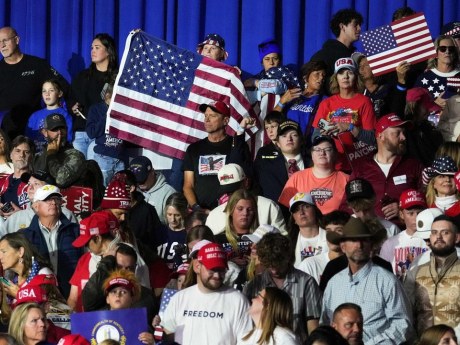 Midterm, indiscrezioni su una legge marziale se Trump contestasse il voto