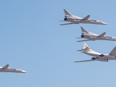 Ukrajina odovzdala Rusku bombardéry, ktoré zaradilo do svojej armády