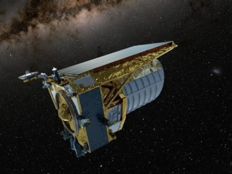 Euclid detecta un cometa desconocido mientras observaba galaxias lejanas
