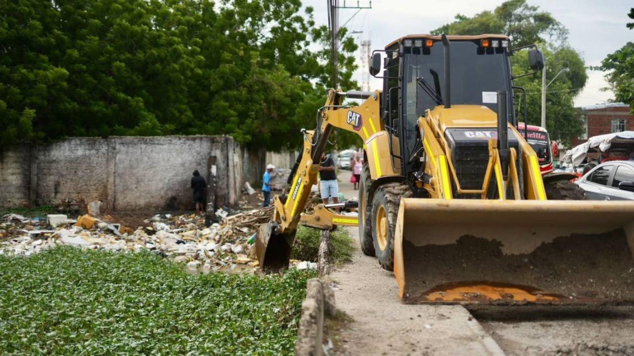 La basura agravó las inundaciones: siete municipios de Sucre afectados y Santa Marta en alerta roja