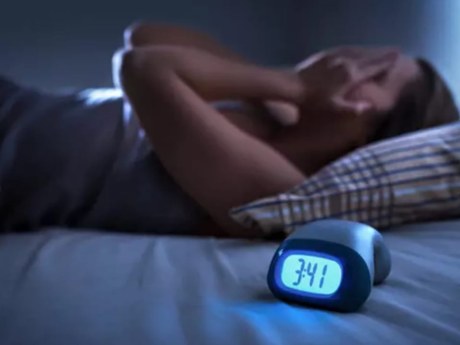 Sonno frammentato e invecchiamento: il possibile rischio dipende dalle cause
