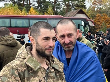 Україна повернула 270 людей із полону, зокрема захисників Маріуполя