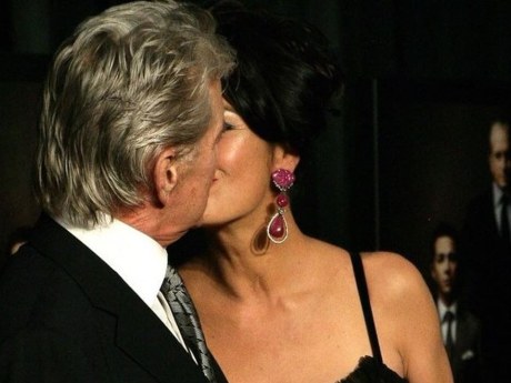 Michael Douglas ukončil päť vzťahov, aby mohol byť s Catherine