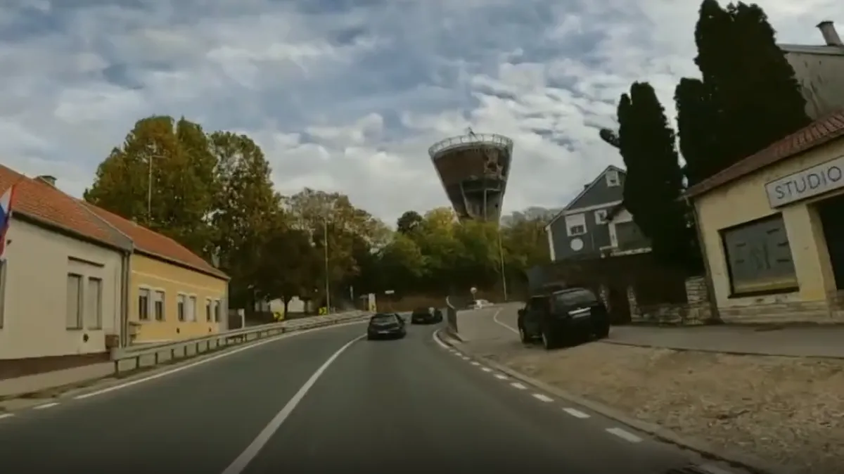 Suze, sjećanja i ljubav prema starim autima: Rally za Vukovar okupio Hrvate iz cijele zemlje