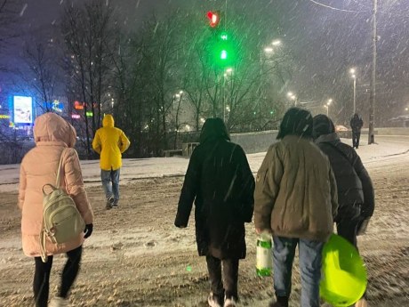 Зима в Україні може початися теплою, а січень принести хвилі морозу