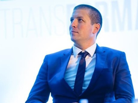 Skrita kamera naj bi ujela Hudohmeta pri domnevnem podkupovanju
