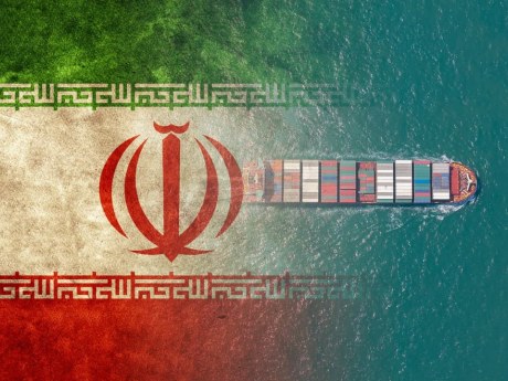 Irán zaútočil na tanker v Hormuzskom prielive, napätie rastie