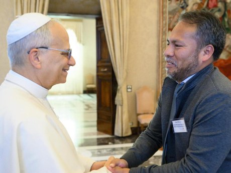 «Caro padre Roberto, ti aspettiamo in Perù, ma prima riposati»