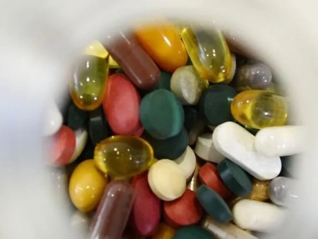 Nahrungsergänzung für Männer: Wann Vitaminpräparate zum Risiko werden