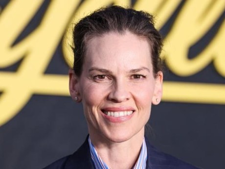 Oskarjevka Hilary Swank pri 52 letih pričakuje tretjega otroka