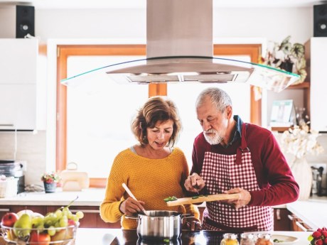 Demencia y Alzheimer: diferencias, síntomas y señales de alerta