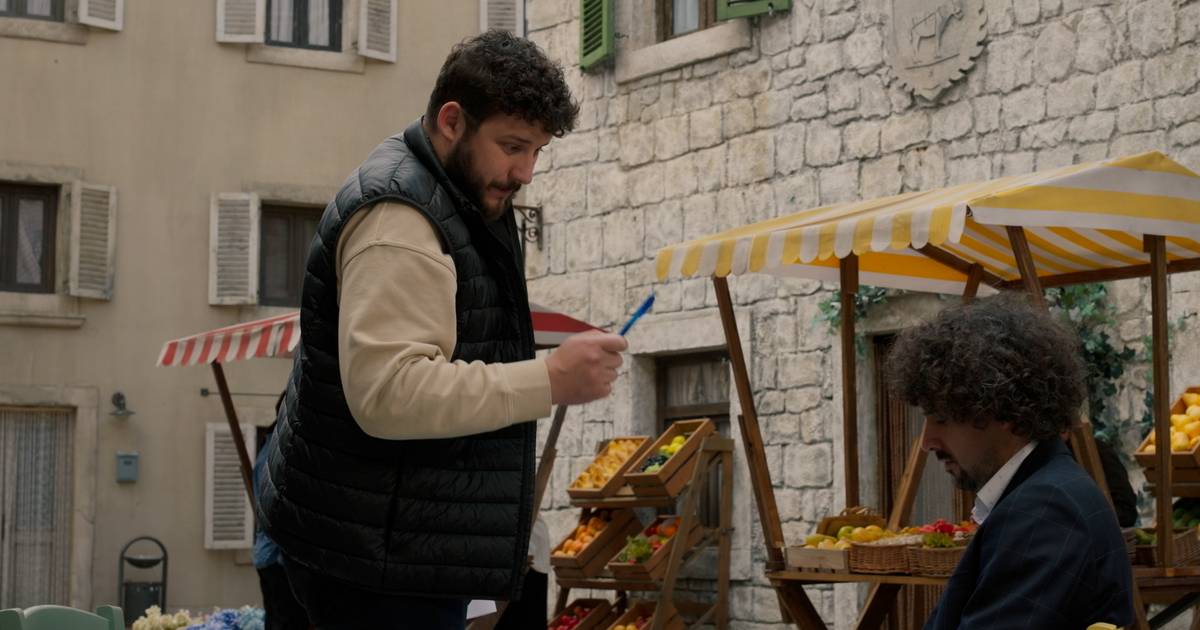 Marko pred svima pokušava osvojiti Milicu, a Ivka doznaje vijest koja bi mogla sve promijeniti