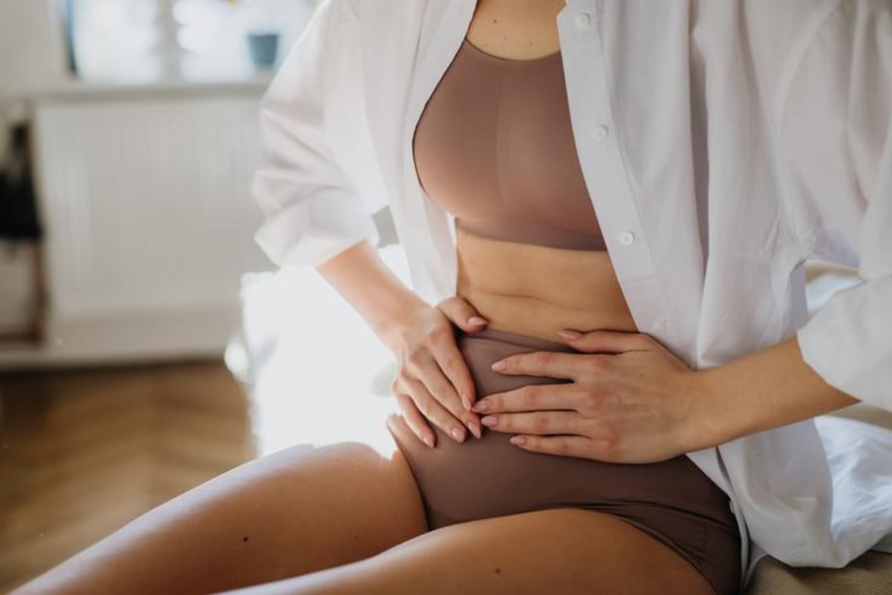 Kreatin pridobiva priljubljenost med ženskami: koristi in previdnost