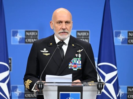 Nato legt 4000 Seiten Pläne für die östliche Flanke vor