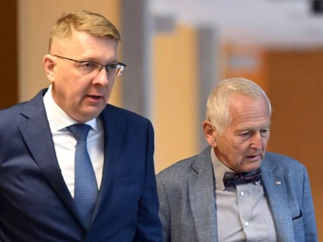 Soud potrestal vydírání chirurgů z IKEM; každý dostane 20 tisíc