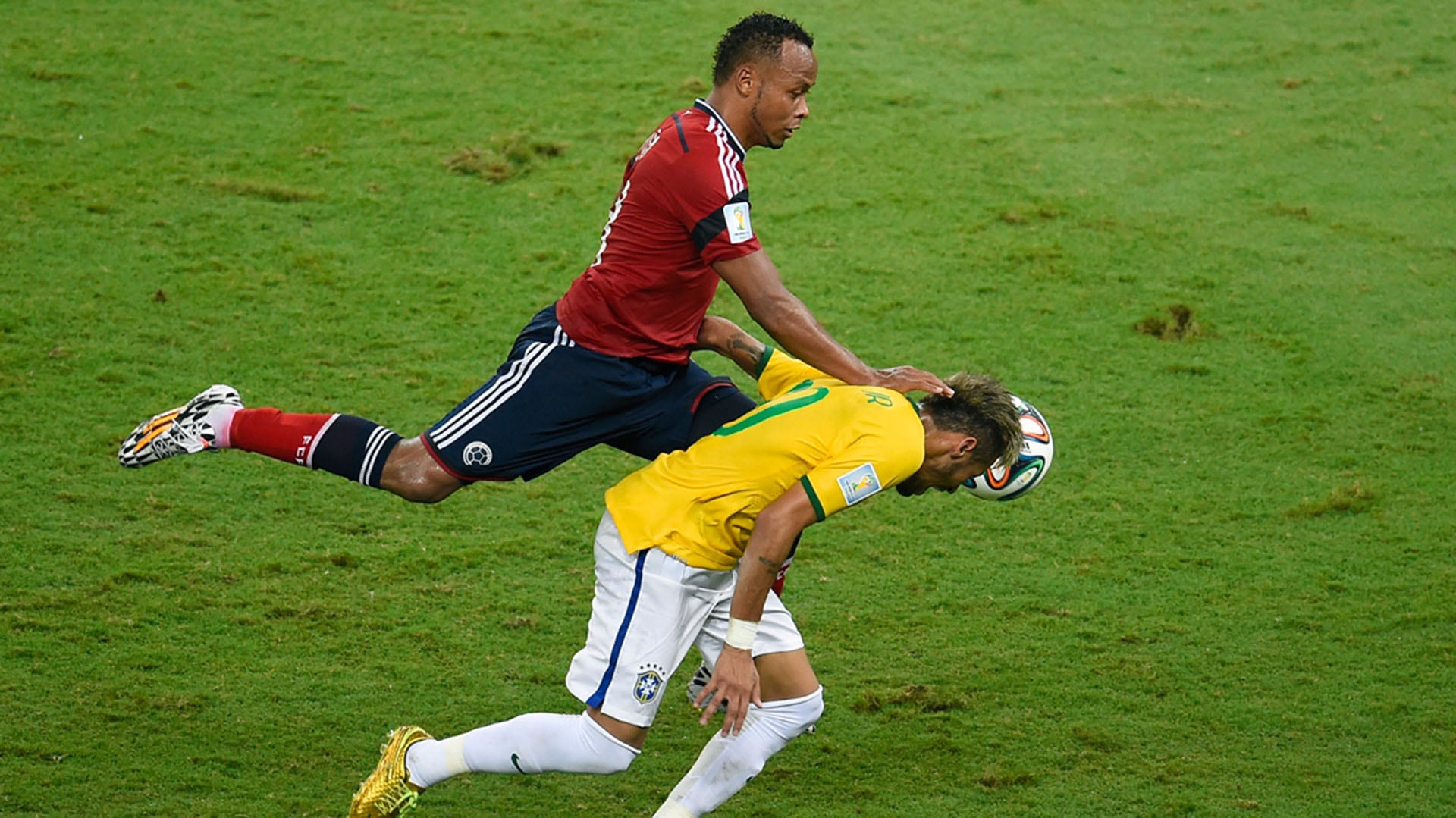 Camilo Zuñiga, exjugador de la selección Colombia, confesó la suma que cobraba por dar asistencias: “Así saqué mi primer carro en Atlético Nacional”