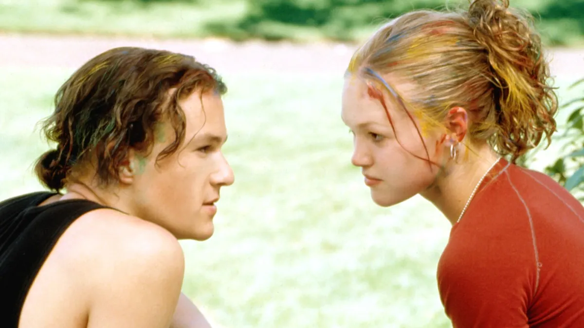 Julia Stiles rasplakala se pred kamerama prisjećajući se Heatha Ledgera: Dirljiv trenutak sve je zatekao nespremne