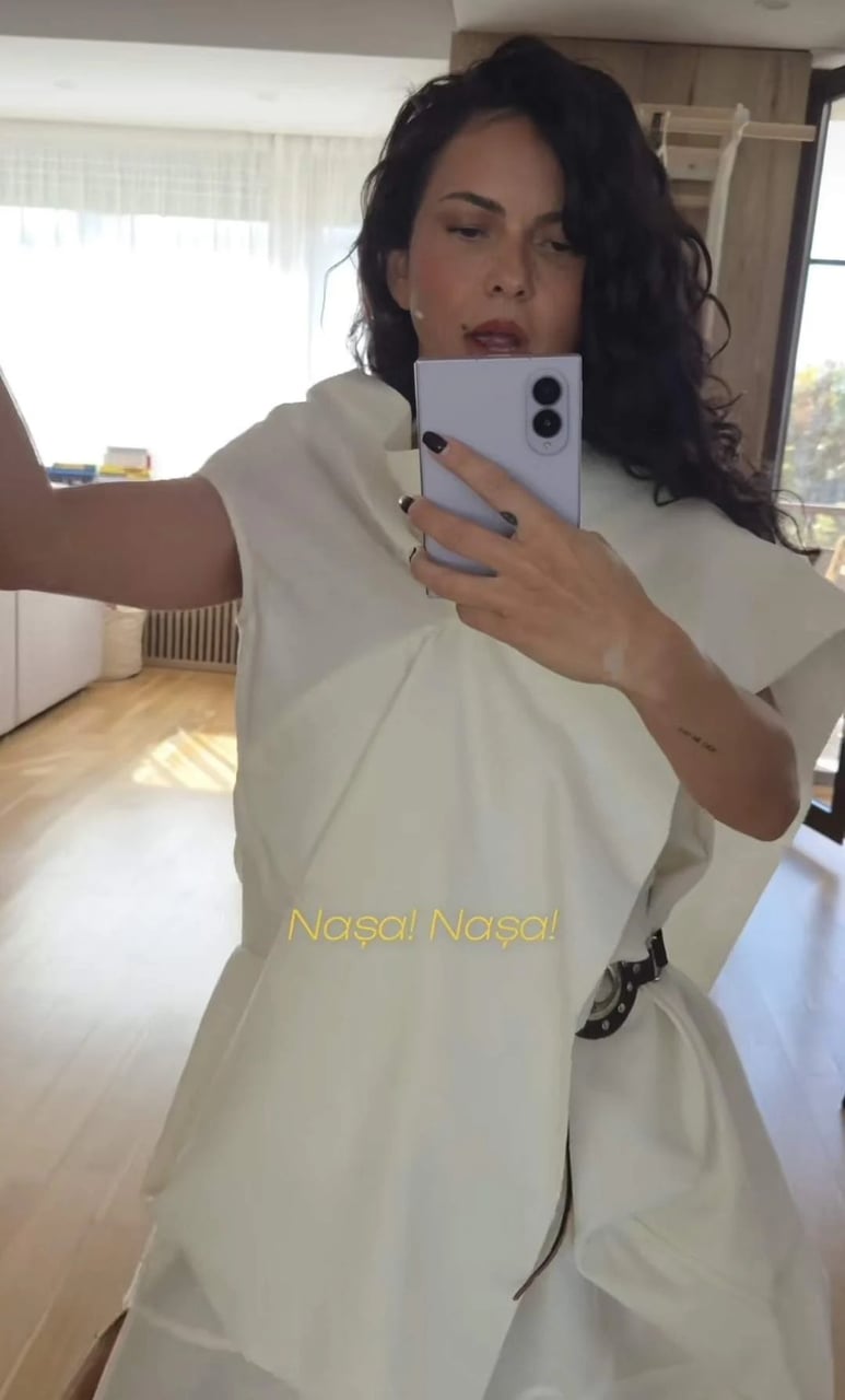 Inna a tăiat cu foarfeca rochia pentru botez, după un drum istovitor