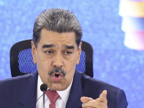 Maduro a Floresová môžu v USA čeliť obvineniam z mučenia