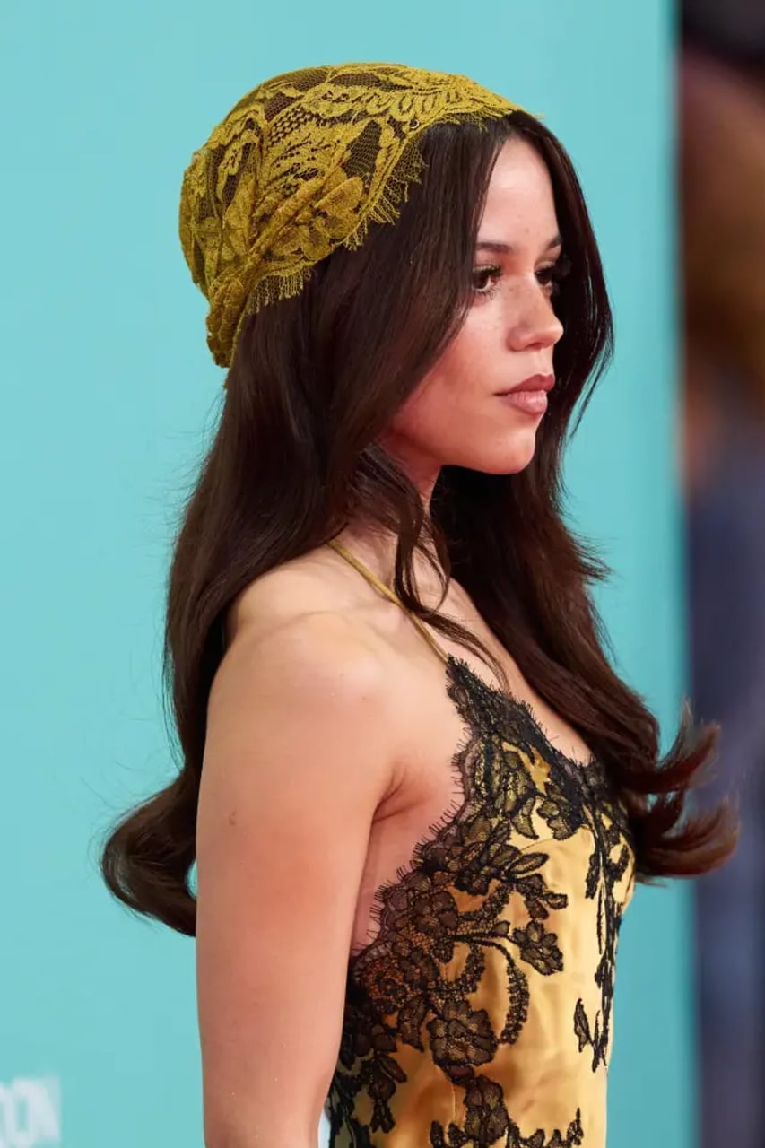 Jenna Ortega reaparece en Londres tras la preocupación por su aspecto