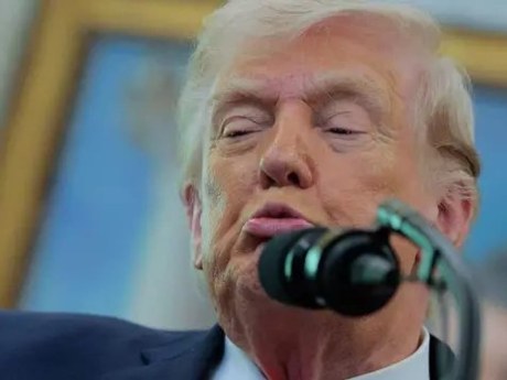 Республіканці погрожують блокувати ініціативи Трампа через Україну