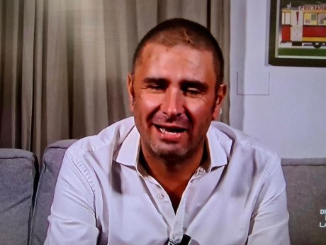 Di Battista torna in tv: «Ho un tumore cerebrale», l’appello ai medici