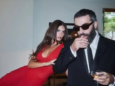 Эмили Ратаковски впервые вышла в свет с Роменом Гаврасом как пара