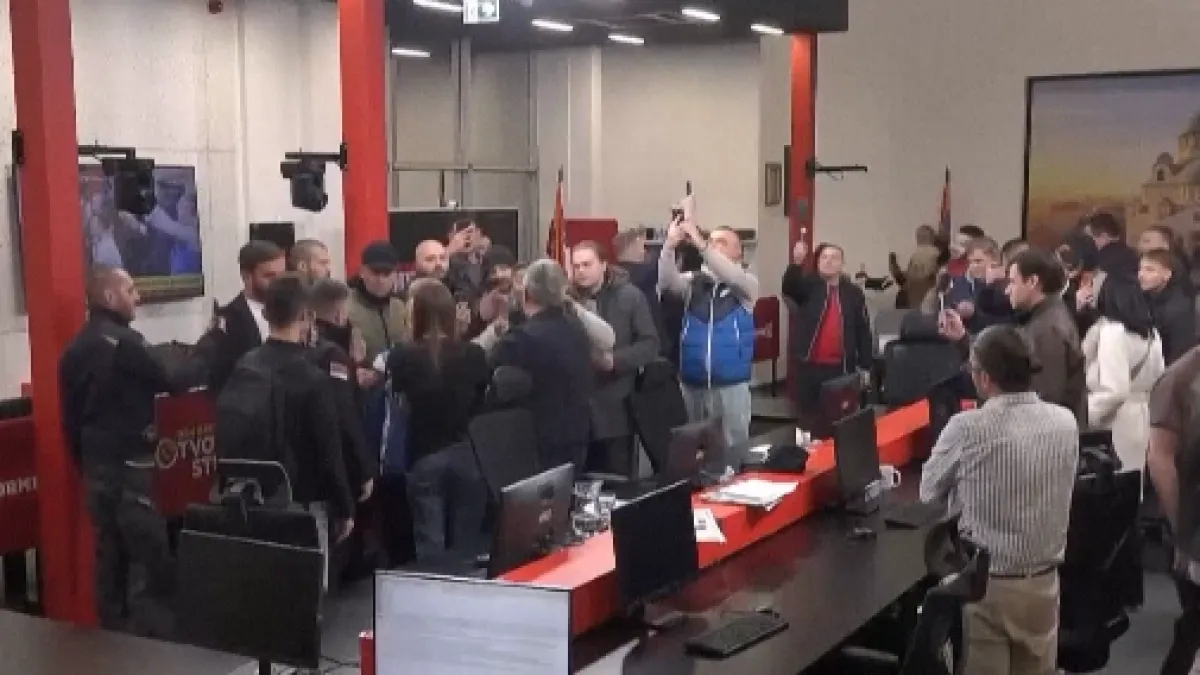 Bijes u Srbiji okrenuo se prema režimskim medijima: 'To je propagandna mašinerija zla'