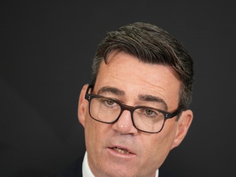Burnham: Iránske gardy takmer určite riadili plánovaný útok