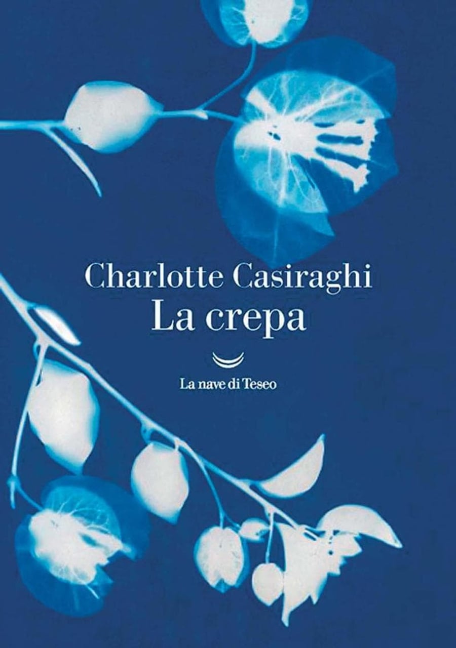 Charlotte Casiraghi racconta la fragilità nel nuovo libro «La crepa»