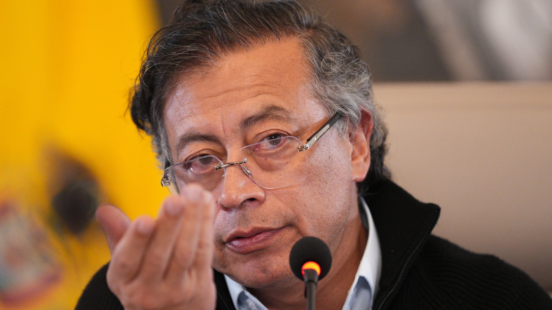 Gustavo Petro rechazó las denuncias en su contra sobre contratos a cambio de favores sexuales: “Vomitaría sobre mí mismo”